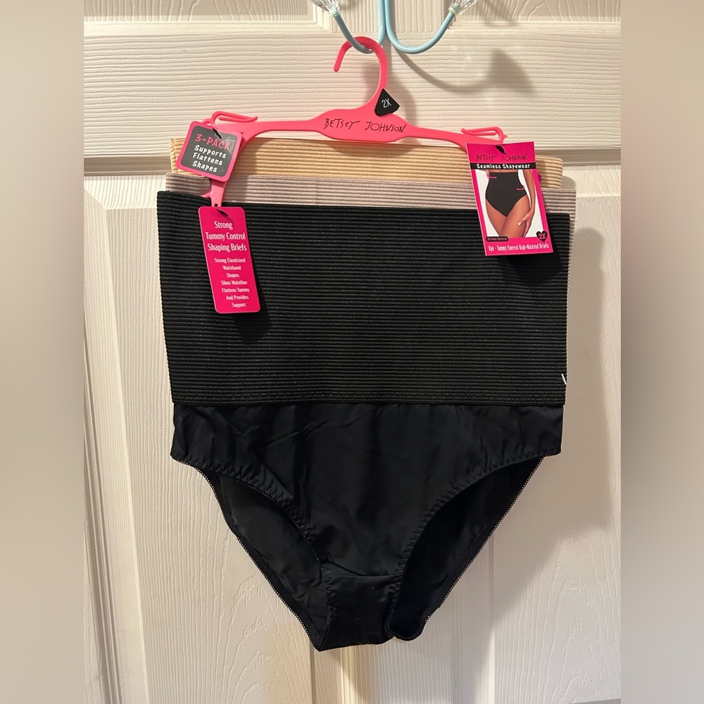 Betsey Johnson 2X 3 Pack High-Waist Seamless Shapewear Tummy Control Briefs NWT